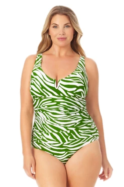 Anne Cole Plus - V Wire One Piece Swimsuit