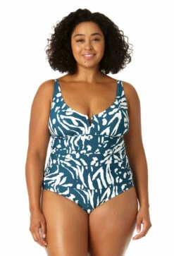 Anne Cole Plus - Women's V-Wire One Piece Swimsuit